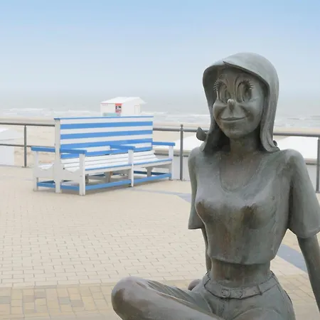 Charming With Sea View In Middelkerke, Cleaning Included דירה מידלקרק