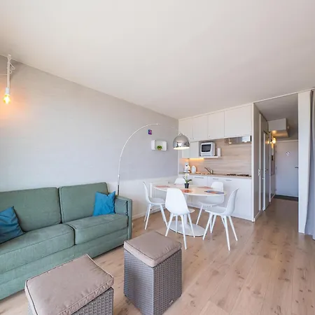 Charming With Sea View In Middelkerke, Cleaning Included Middelkerke